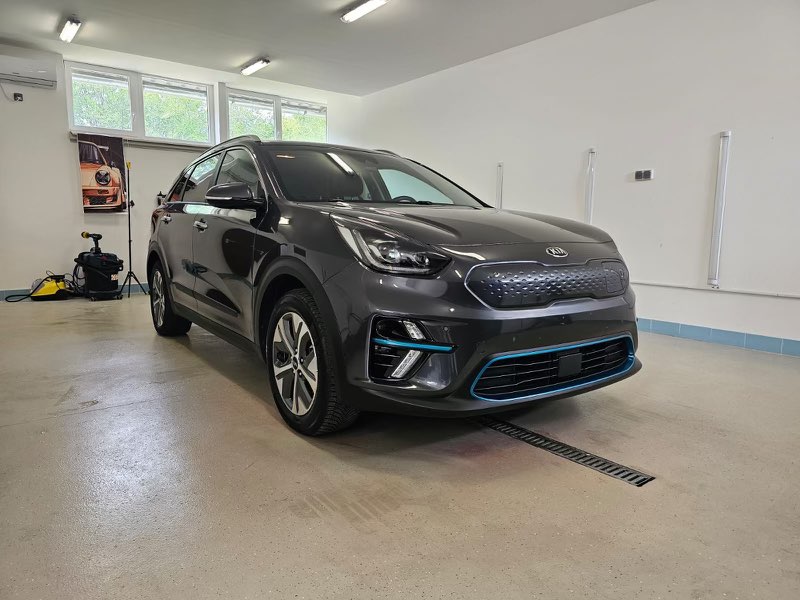 Kia E-Niro 64kwh photo 2